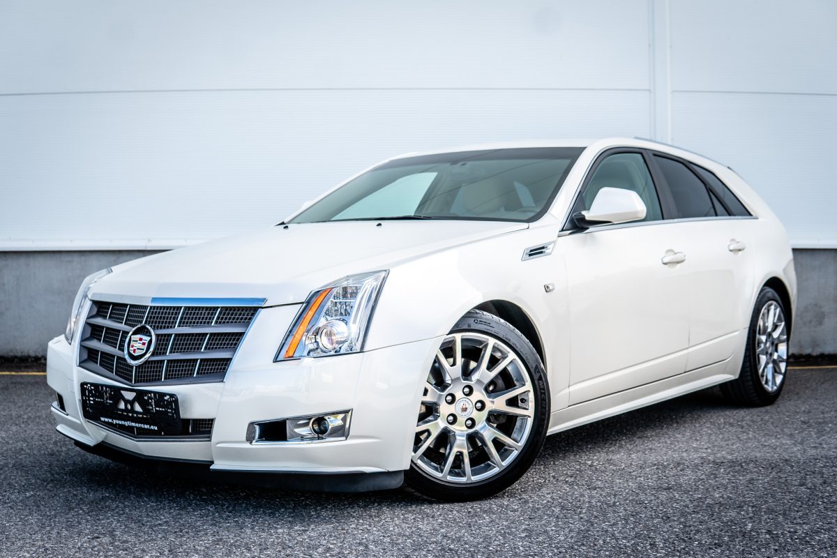 CADILLAC CTS SPORT WAGON