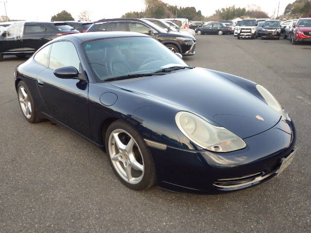 Porsche 911 Carrera (996)