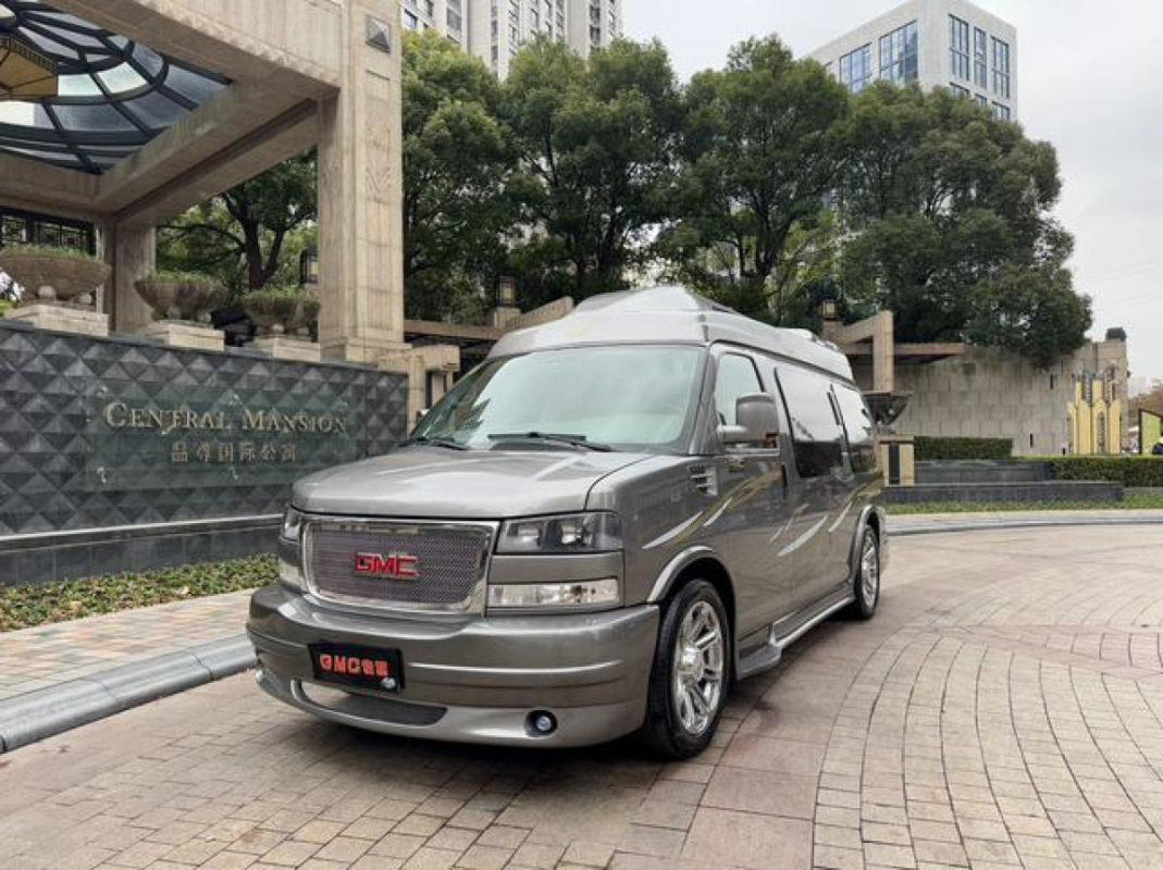 GMC SAVANA 5.3l Presidential Edition