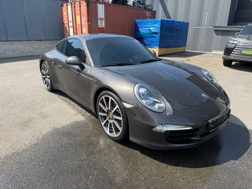 Porsche 911 Carrera S (991) Chrono