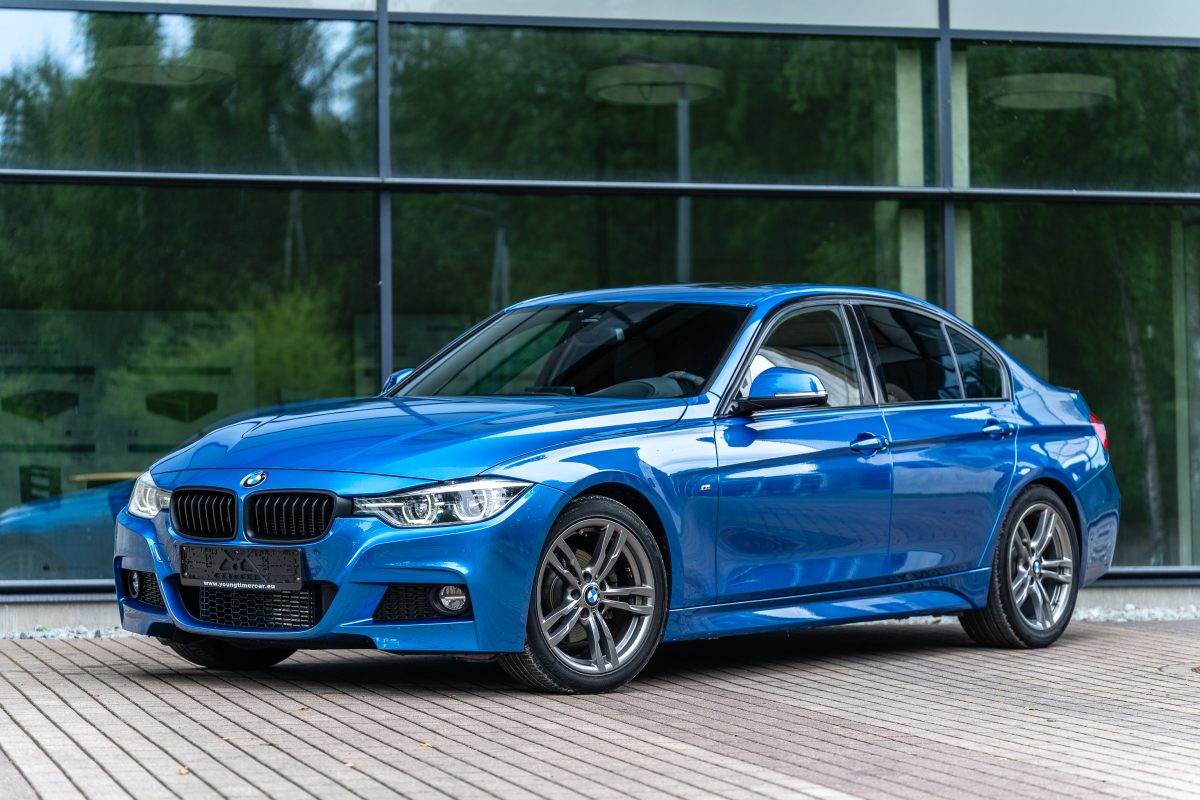 BMW 320iM F30