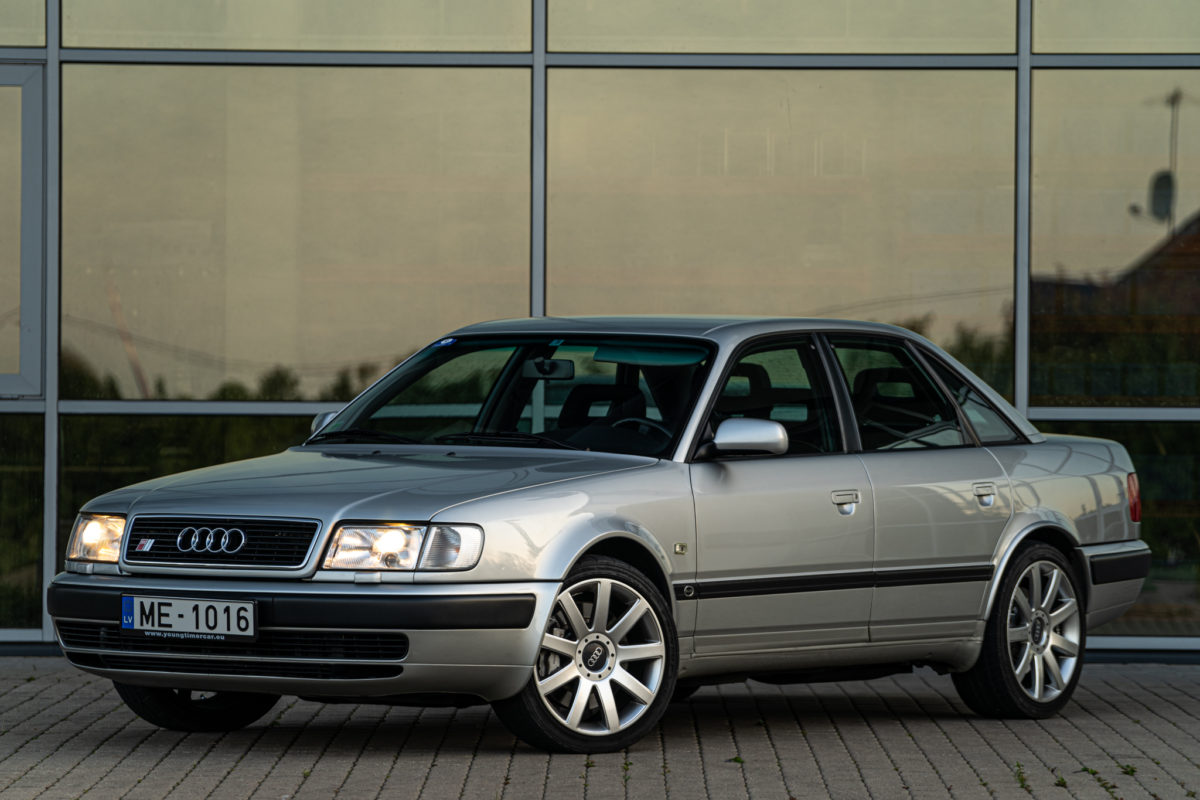 Audi 100 c4 s4