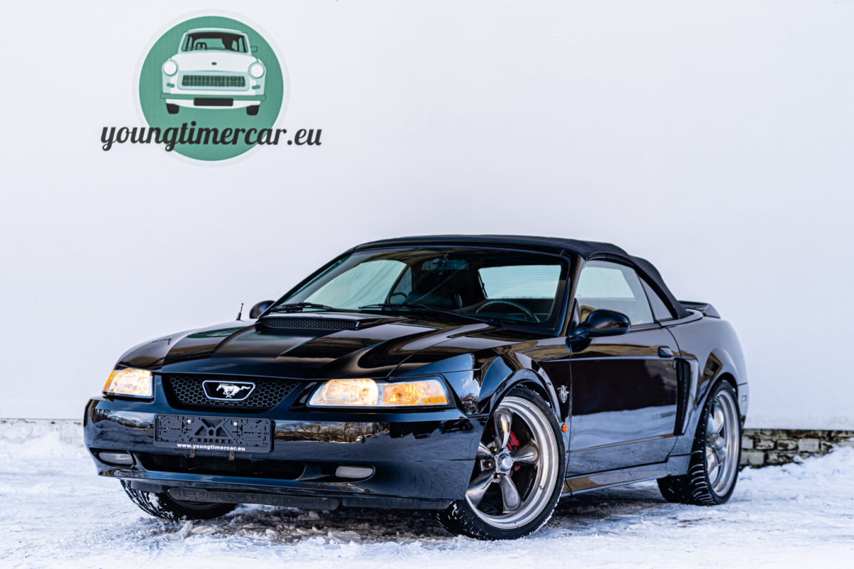 Ford Mustang GT 4.6 Convertible