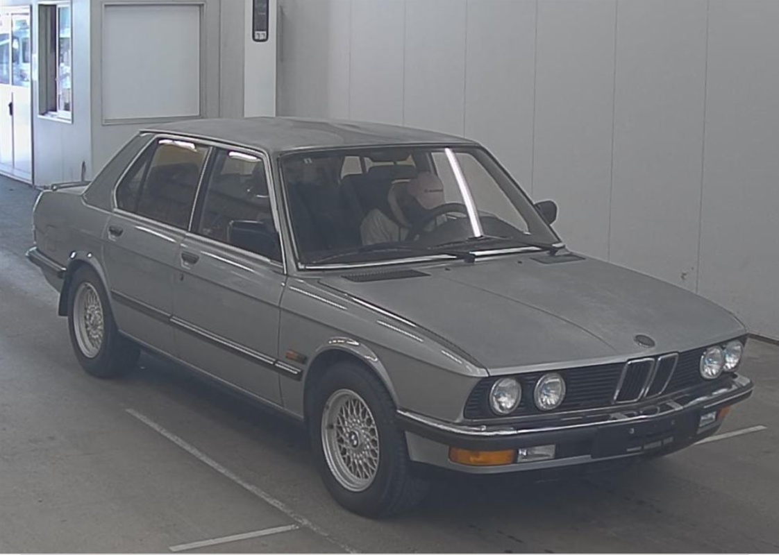 BMW 528 (E28)