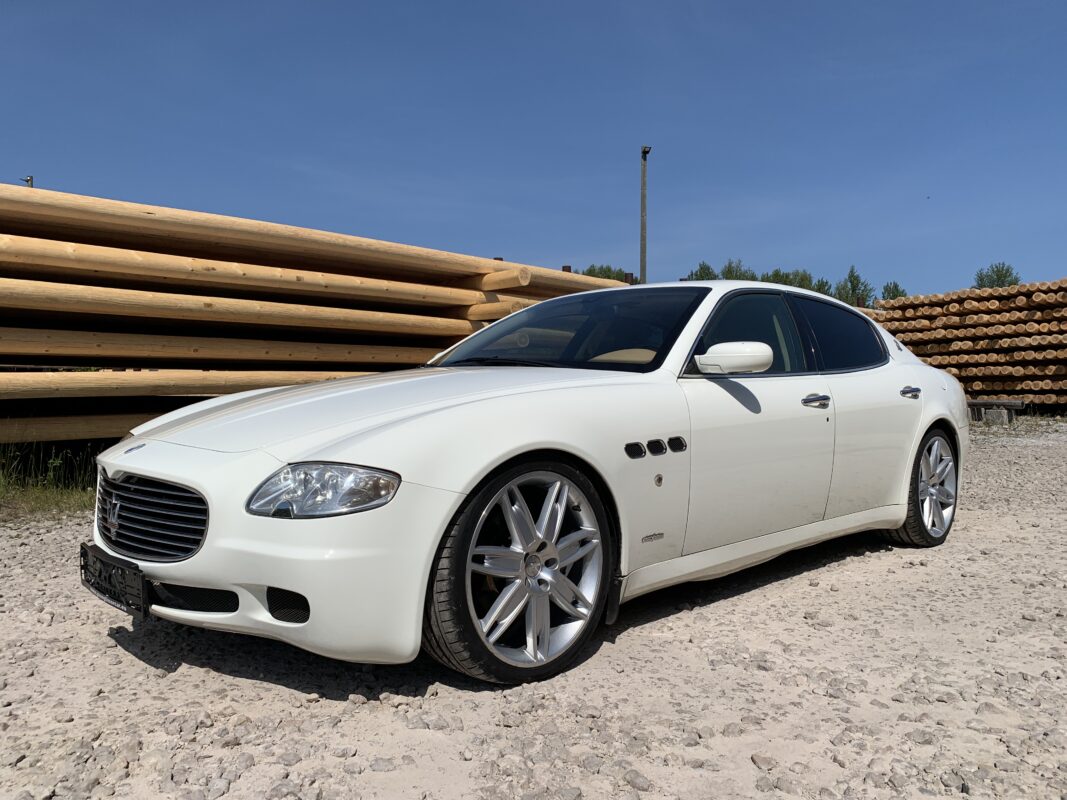 Maserati Quattroporte