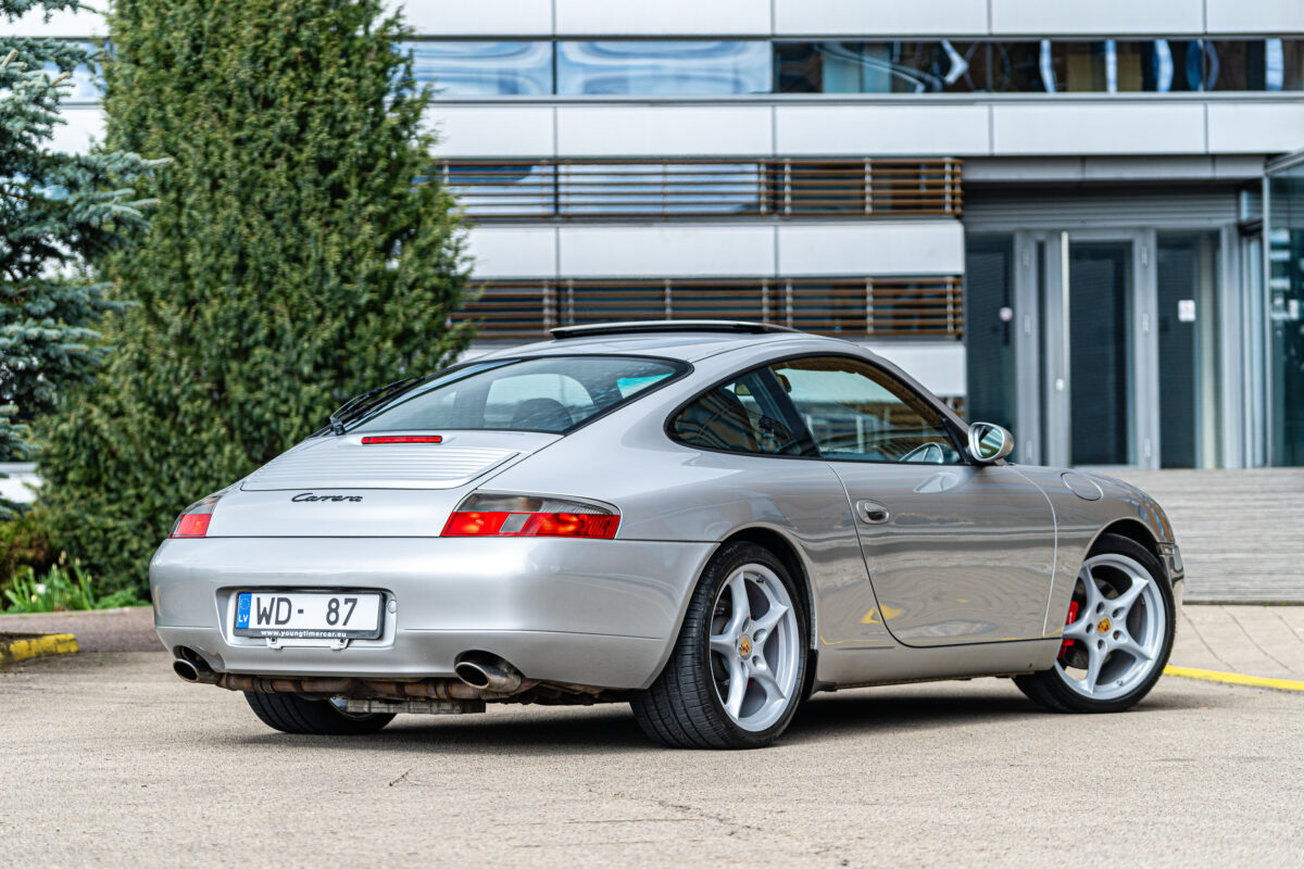 Porsche Carrera 911 (996)