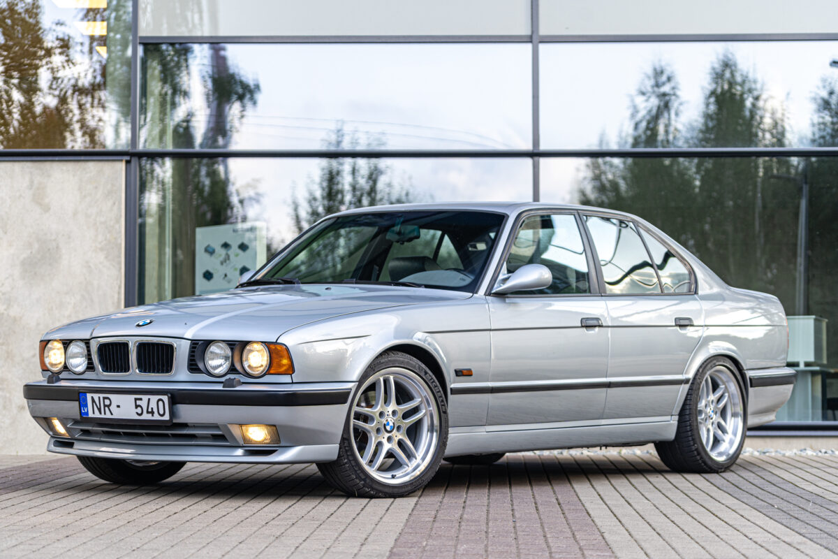 BMW 540 Manual (E34)