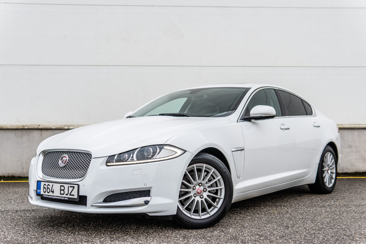 Jaguar XF