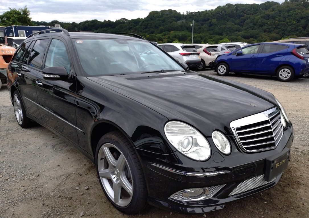 Mercedes Benz E550 STATIONWAGON AVANTGARDE