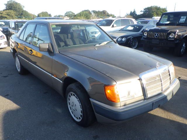 Mercedes Benz 230E W124